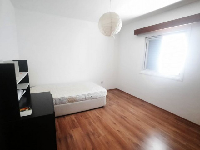 3+1, 160 m2 Wohnung zu vermieten in Nikosia Dereboyu