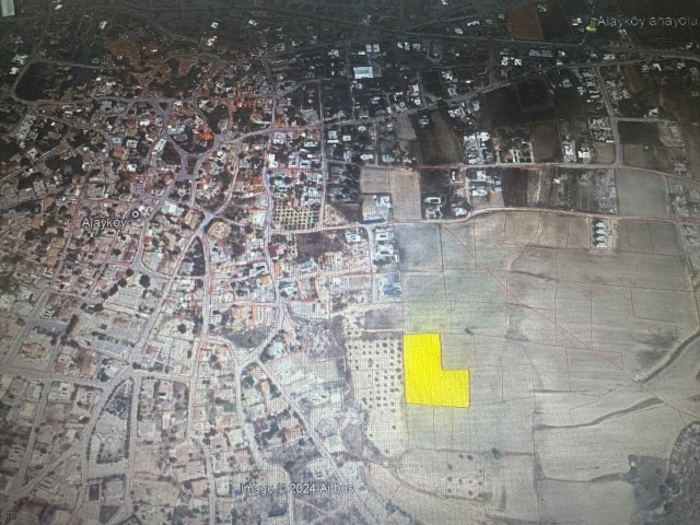 Grundstück zum Verkauf in der neuen Entwicklungszone Alayköy mit 5.537 m2 Zoneneinteilung, 60 % Dopp