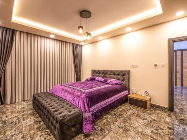 Luxury 4+1 Villa in Edremit