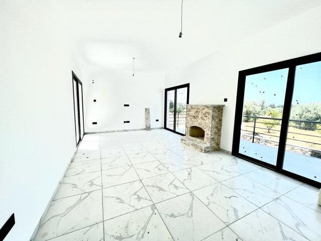 Newly Finished Opportunity Near the Sea, Spacious and Spacious 4+1 Villa in Karşıyaka