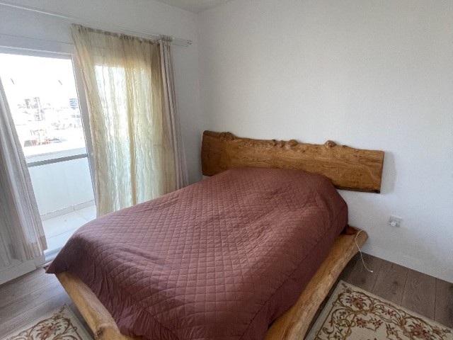 Mağusa karakol bölgesinde geniş bakımlı satılık  2+1 Penthouse daire❕❕