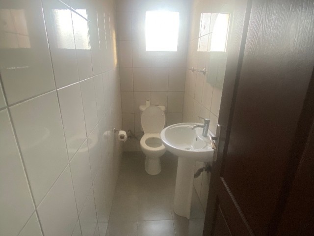 2+1 flat for rent in Sakarya, within walking distance to the station and school!! (Book your seats for the month of June!!) ** 