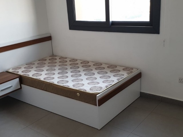 5 MONTHS 2+1 FLAT FOR RENT NEAR THE SCHOOL. IN CLEAN CONDITION, THERE IS AIR CONDITIONING IN EVERY ROOM. ** 