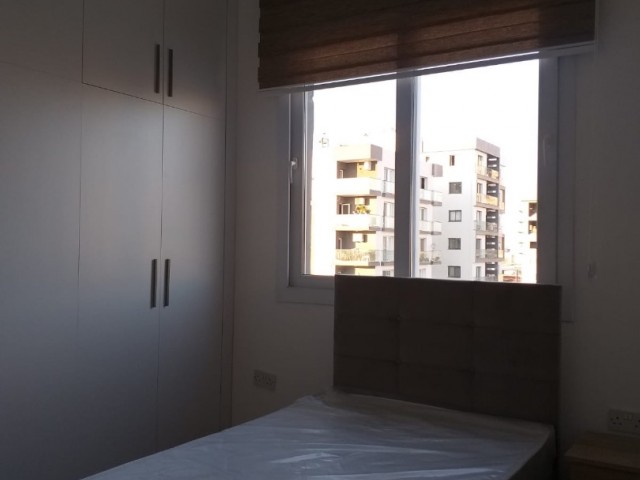 2+1 Wohnung zu günstigen Mieten in Famagusta Canakkale ** 