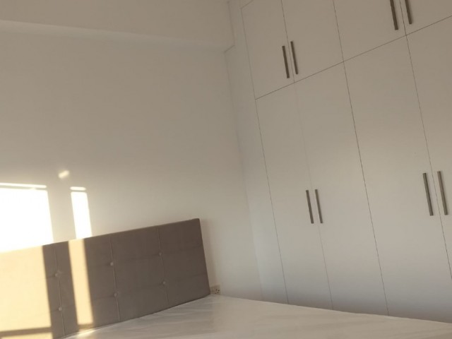 2+1 Wohnung zu günstigen Mieten in Famagusta Canakkale ** 