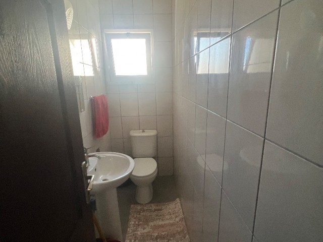 Affordable 2 + 1 rental apartment with two bathrooms in a building with elevator in sakarya, Famagusta ‼️ ** 