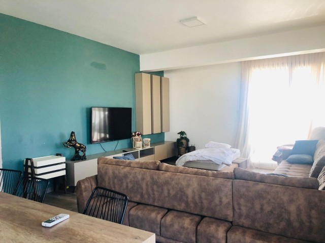 Voll möblierte 2+1 Penthouse zum Verkauf in Famagusta Yeniboğaziçi Bereich ‼️