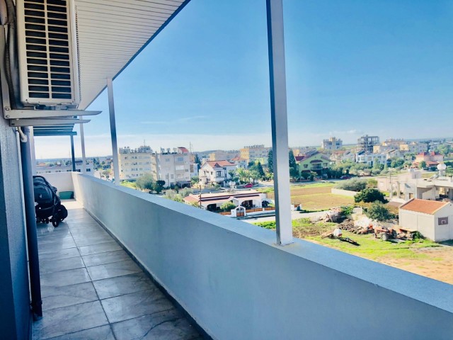 Voll möblierte 2+1 Penthouse zum Verkauf in Famagusta Yeniboğaziçi Bereich ‼️