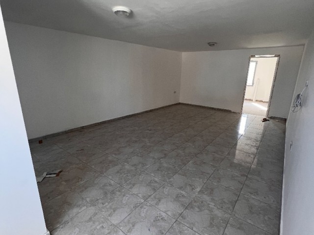 2 minutes walking distance to the school on Salamis Street in Famagusta 1+1 apartment for rent is being completely renovated and will be rented fully furnished ‼️