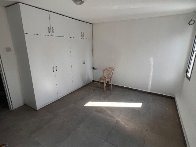 2 minutes walking distance to the school on Salamis Street in Famagusta 1+1 apartment for rent is being completely renovated and will be rented fully furnished ‼️