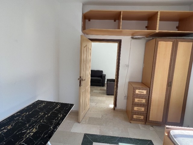 3+1 FLAT WITH ANNUAL PAYMENT ON SALAMIS STREET, 3 MINUTES WALKING DISTANCE TO EMU!