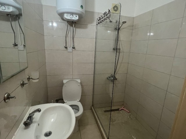 FLAT FOR RENT ON SALAMIS STREET, 10 MINUTES FROM THE SCHOOL, 10 months payment