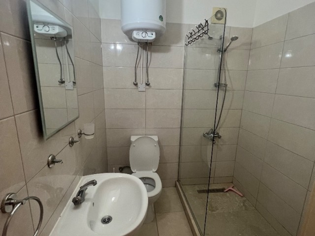 FLAT FOR RENT ON SALAMIS STREET, 10 MINUTES FROM THE SCHOOL, 10 months payment