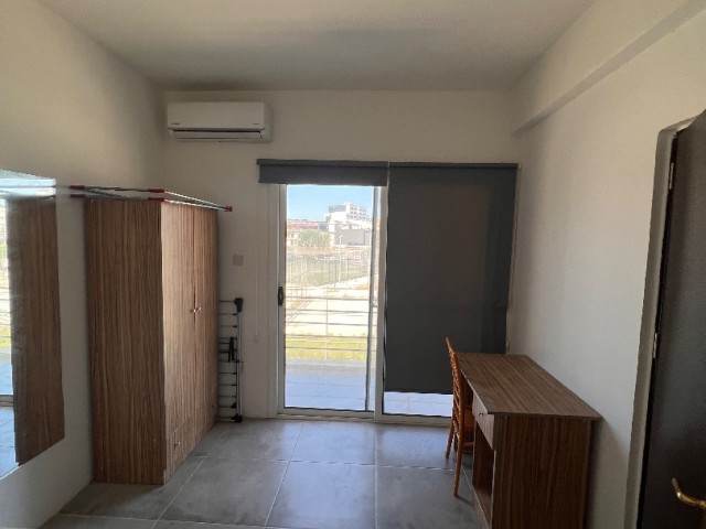 1+1 flat for rent next to the bus stop opposite Salamış Street in Famagusta Sakarya region, water is included in the price!!