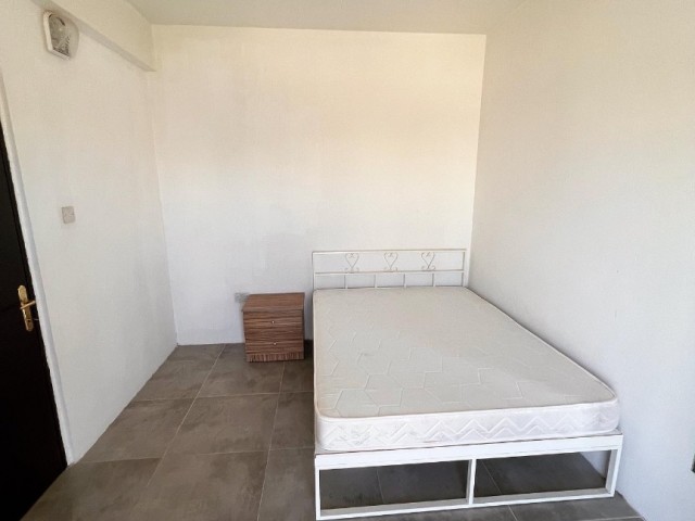 1+1 flat for rent next to the bus stop opposite Salamış Street in Famagusta Sakarya region, water is included in the price!!