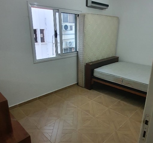 Mağosa da Kiralık  Full eşyalı 3+1 daire