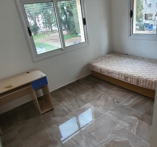 Mağosa da Kiralık  Full eşyalı 3+1 daire