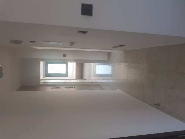 Flat To Rent in Yukarı Girne, Kyrenia