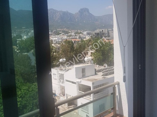 2+1 Flat for SALE (FOR SALE) in Twin Towers in Kyrenia Center, (Immediate Deed, TURNKEY)! ** 