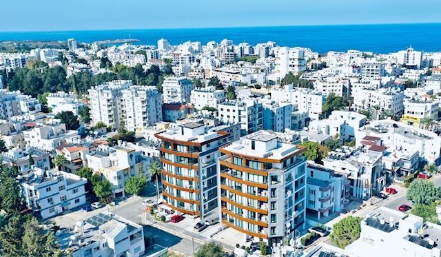 2+1 Wohnung zu vermieten (zu vermieten) in den Twin Towers im Kyrenia Center! KEINE KOMMISSION!!