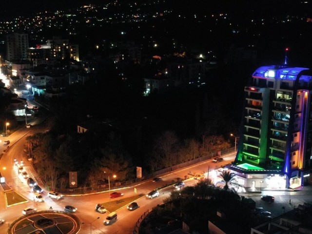 Girne Merkez'de prestijli ATA Tower'de kiralık (FOR RENT) OFİS VE KONUT! NO COMMISSION!