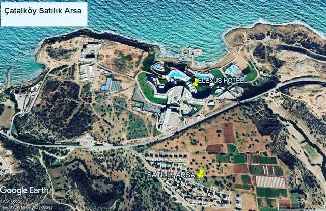 Direkt gegenüber von Kyrenia Chatalköy de ele Llocus Hotel, in ausgezeichneter Lage, nur wenige Gehminuten vom Meer entfernt, 2 Villen (mit Schwimmbad) Projekt genehmigt Grundstück zum Verkauf! KEINE KOMMISSION! ** 