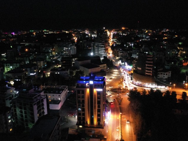 Möblierte Wohnung zur Miete im prestigeträchtigen ATA Tower im Kyrenia Center!!