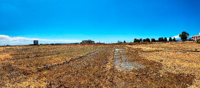 Lefkoşa-Minareliköy'de ANAYOL üzeri (ERÜLKÜ karşısı) 7,520 m2 (FASIL-96 İmarlı) Mükemmel Arsa Yatırım Fırsatı!