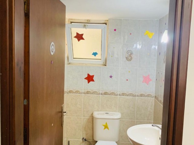 Flat For Sale in Köşklüçiftlik, Nicosia