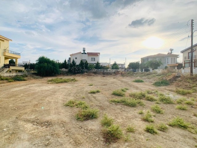 TRIPLEX VILLA PLOT in the Very Center of a Very Decently Located Area in NICOSIA-METEHAN ** 