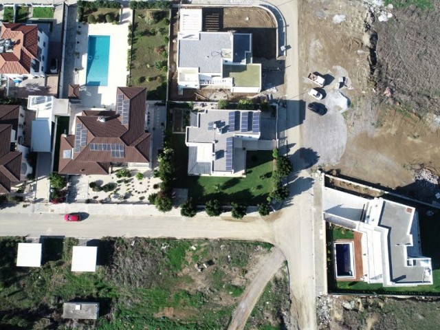 DEC Yesil Area - 80% Zoned - 750m2 - UNIQUE CORNER PLOT OF LAND in the MOST DECENT Area of Nicosia-Hamitkoy! ** 