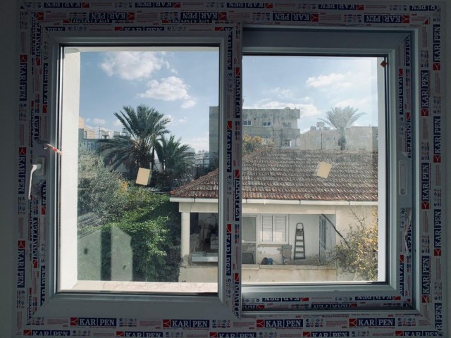 LEFKOŞA-MARMARA'da Asansörlü Yepyeni Apartmanımızın 1. Kat Dairesi İlk Şanslı Kiracısını Bekliyor!