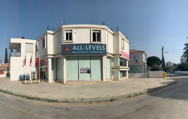 Lefkoşa'nın İş Dünyası Merkezi - YÜKSELEN DEĞER YENİŞEHİR'de Kiralık Mağaza (120m2) 