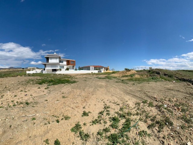 A PLOT of 955m2 Villas with PANORAMIC Views & Will Not be Closed in Front of you in the DECEST Area of NICOSIA-MITRELI! ** 