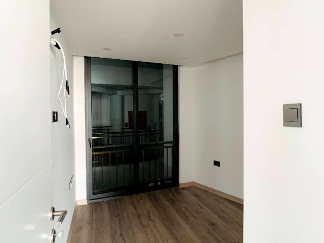 2+1 Apartment mit Bergblick in der schönsten Residenz von Kyrenia, die nicht geschlossen ist (*Bitcoin Zahlungsalternative)! ** 