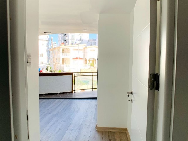 2+1 Apartment mit Bergblick in der schönsten Residenz von Kyrenia, die nicht geschlossen ist (*Bitcoin Zahlungsalternative)! ** 