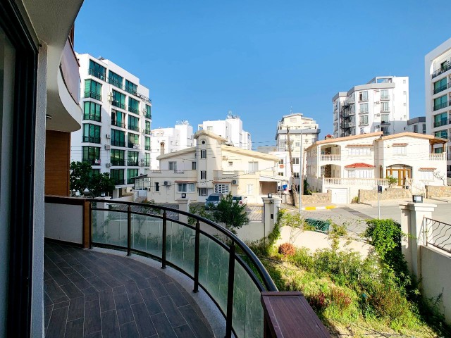 2+1 Apartment mit Bergblick in der schönsten Residenz von Kyrenia, die nicht geschlossen ist (*Bitcoin Zahlungsalternative)! ** 