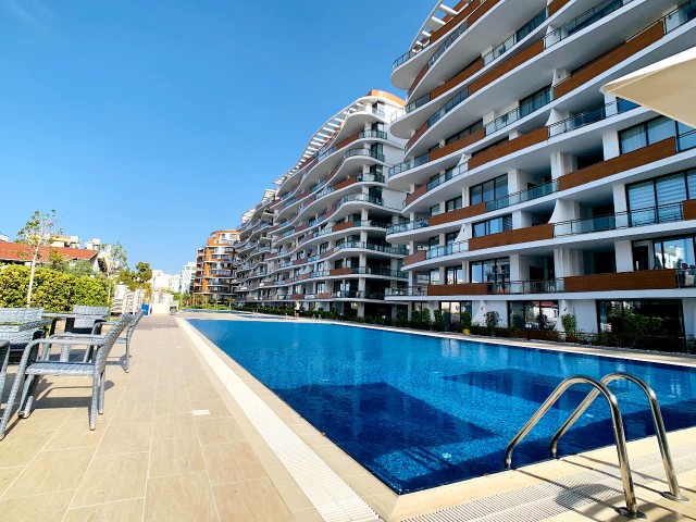 Girne'nin En Güzel Rezidansında Bahçe Katı-Full Eşyalı-Dağ Manzaralı 2+1 Daire!