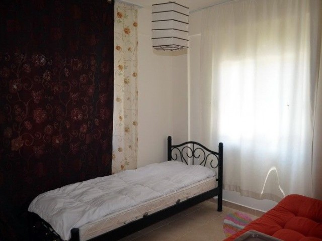 Flat To Rent in Alsancak, Kyrenia