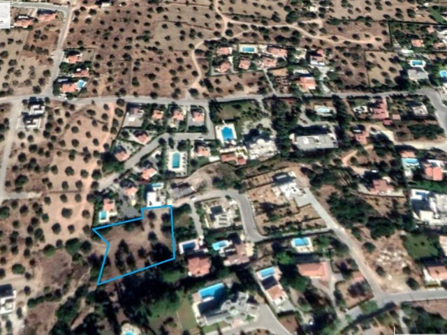 Residential Zoned Plot For Sale in Çatalköy, Kyrenia