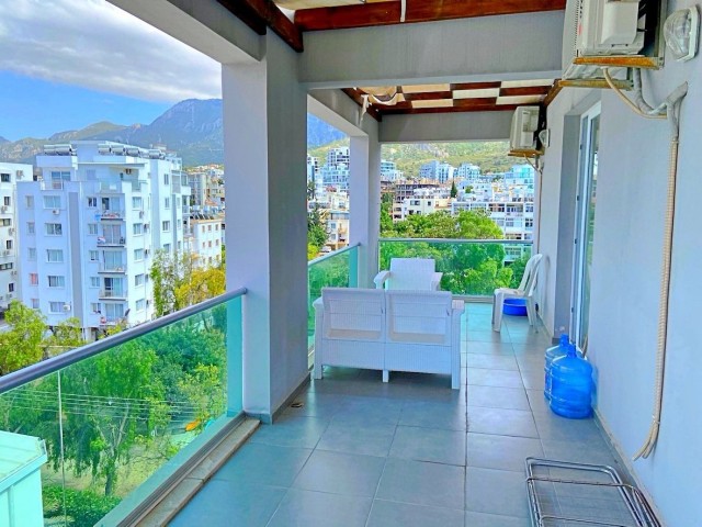 Flat To Rent in Girne Merkez, Kyrenia