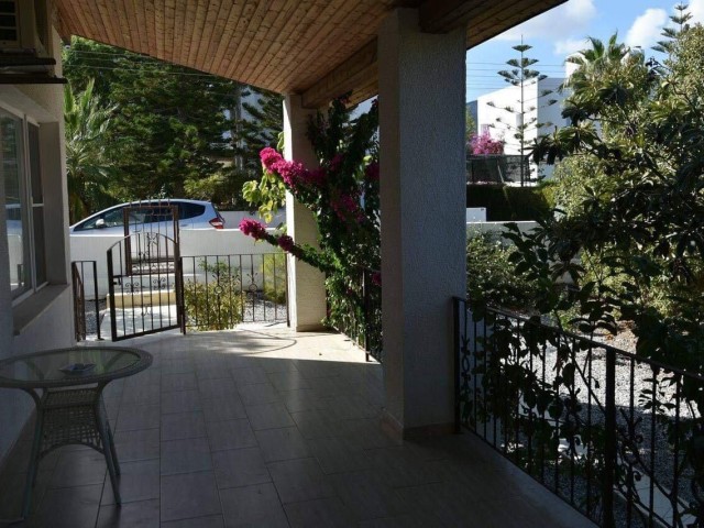 4+1 VILLA ZUM VERKAUF IN KYRENIA ** 