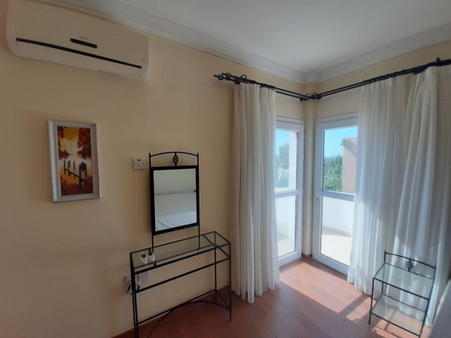 4+1 VILLA ZUM VERKAUF IN KYRENIA ** 