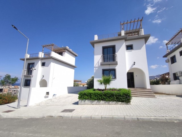 2+ 1 VILLAS FOR SALE IN ESENTEPE ** 