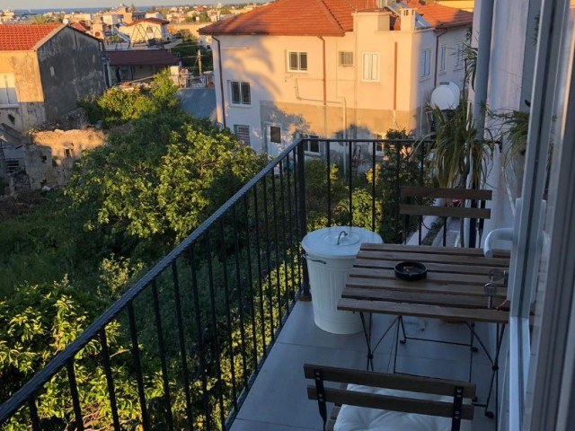 ALSANCAK'TA SATILIK 2+1 DAİRE