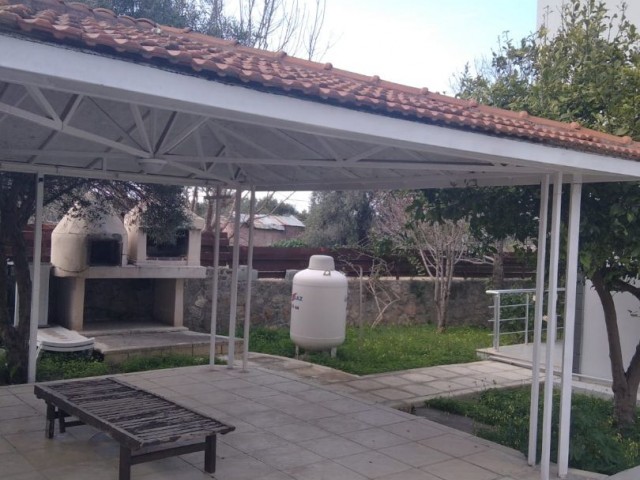 Havuzlu Lux 4+1 Villa zeytinlik