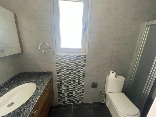 2+1 house with en-suite bathroom for rent in the center of Kyrenia