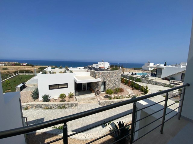 1+1 DUPLEX FOR SALE IN ESENTEPE ** 