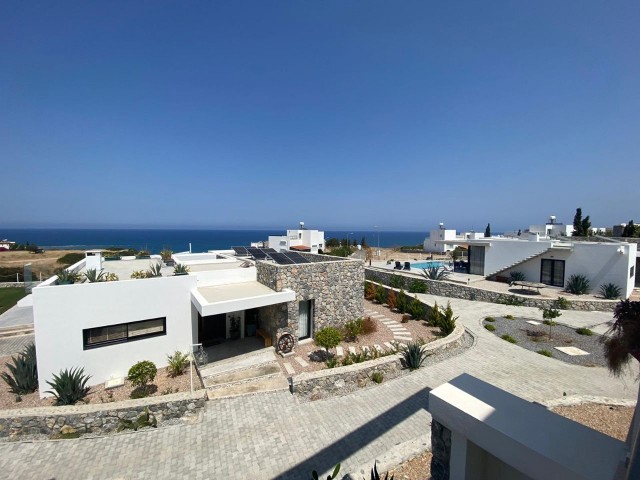 1+1 DUPLEX FOR SALE IN ESENTEPE ** 