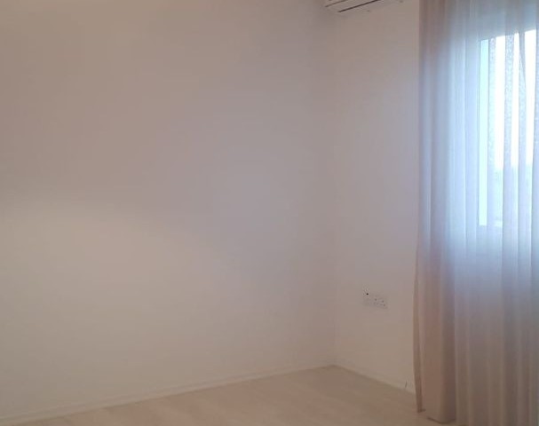 Zu verkaufen 2+1 Wohnung in Nicosia Yenikent Region !!!